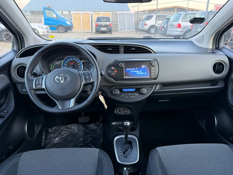 Toyota Yaris 1.5i Hybrid/75hp/NAVI /EVRO6/, снимка 7 - Автомобили и джипове - 52737314
