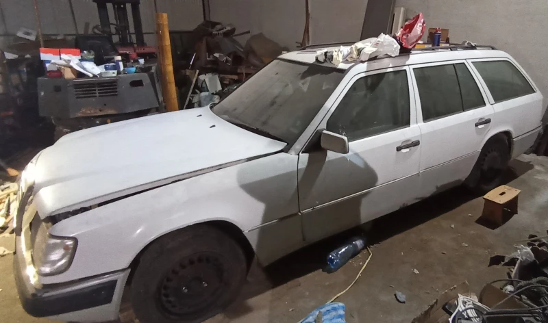 Mercedes-Benz 124 124 200TE, снимка 2 - Автомобили и джипове - 53183219