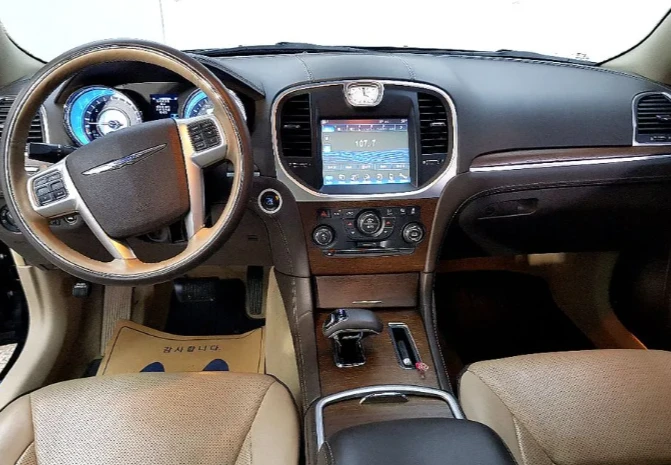 Chrysler 300c 3.6 - изображение 5