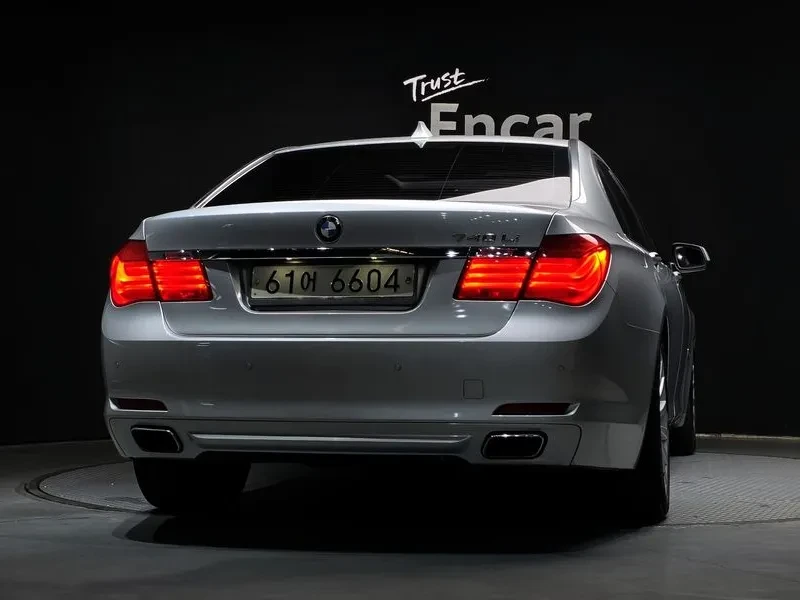 BMW 740 Li, снимка 4 - Автомобили и джипове - 55205052