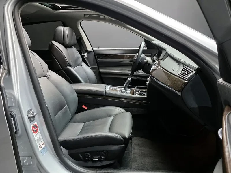 BMW 740 Li, снимка 11 - Автомобили и джипове - 55205052