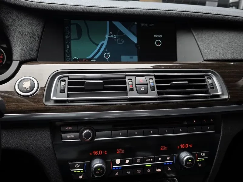 BMW 740 Li, снимка 14 - Автомобили и джипове - 55205052