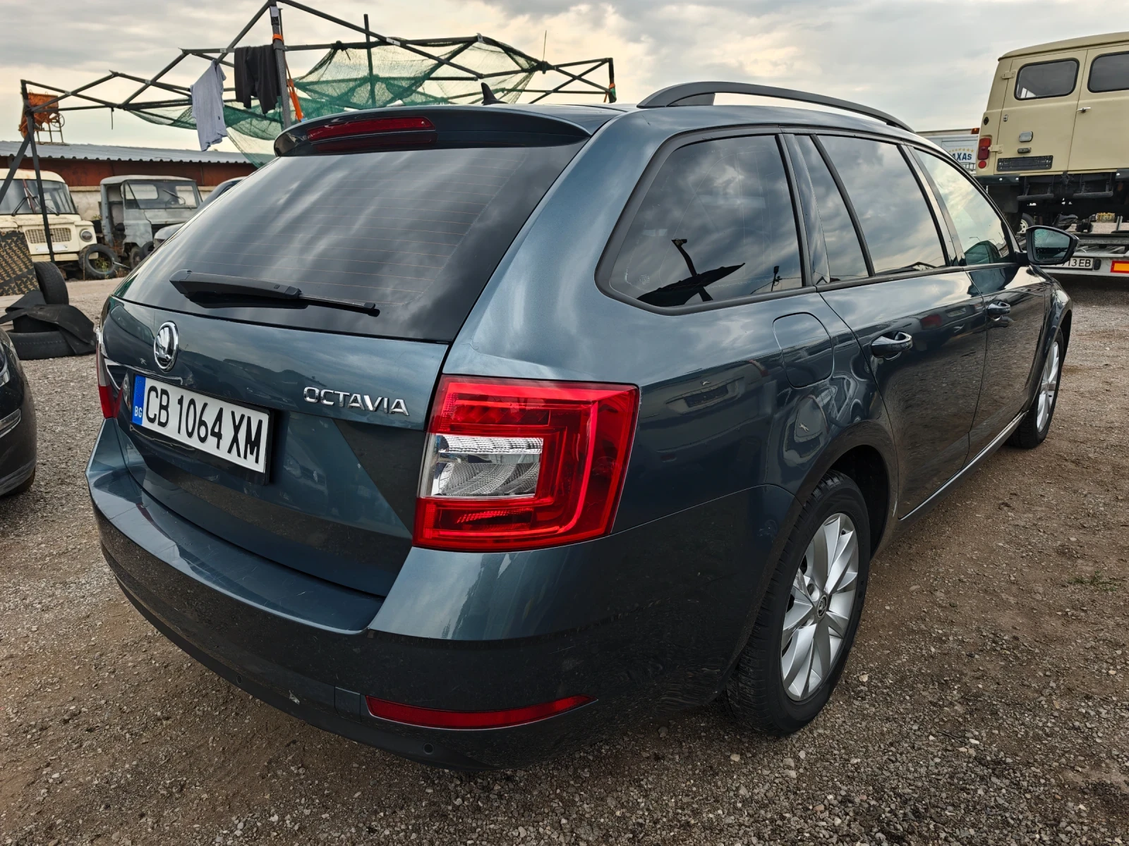 Skoda Octavia 1.6TDI AUTOMATIC NAVI  - изображение 4