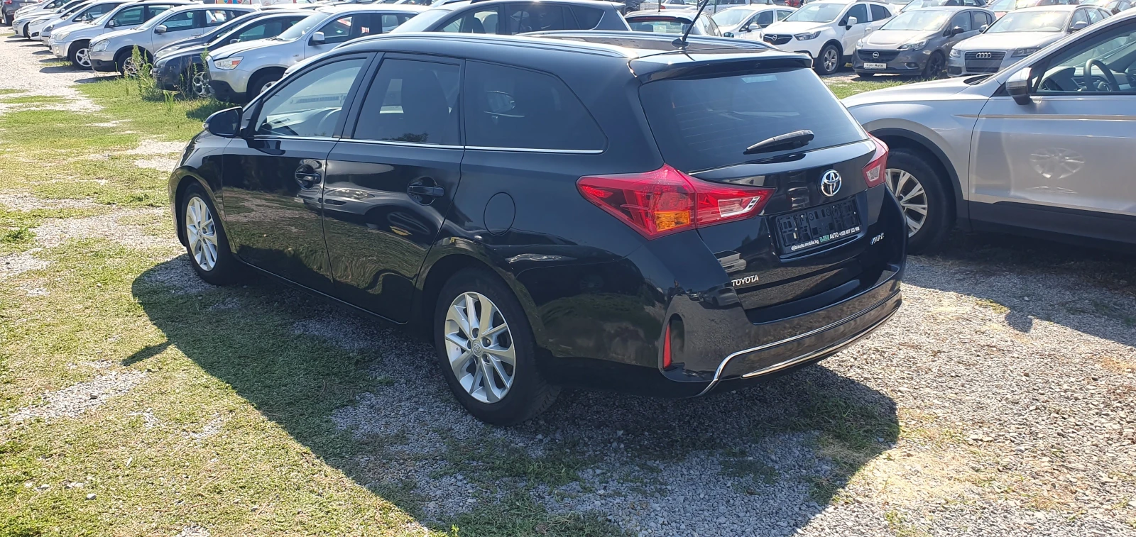 Toyota Auris 1.4 D4d-NAVI- 148000км!!! - изображение 6