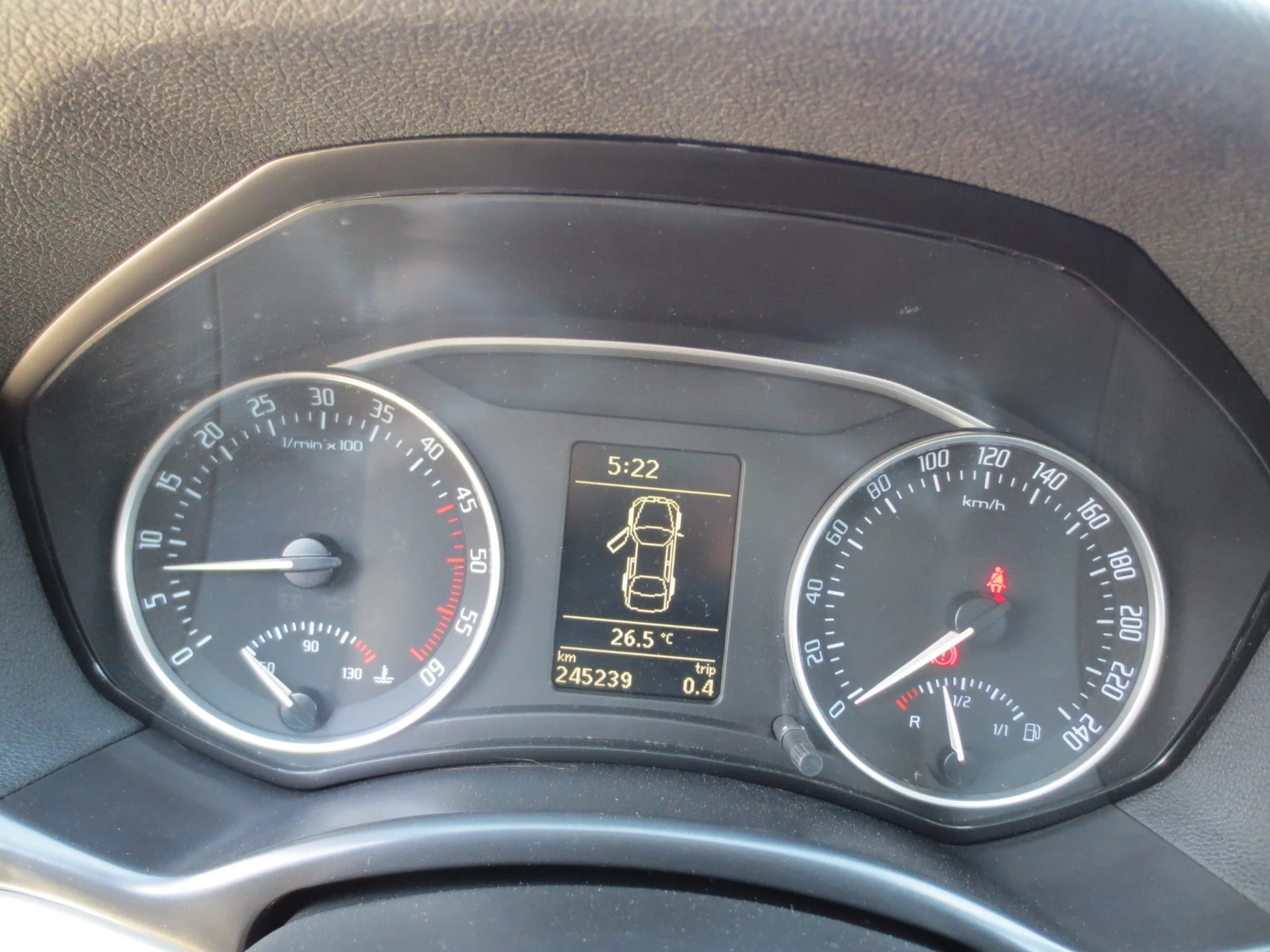 Skoda Octavia 1.6 TDI - изображение 10