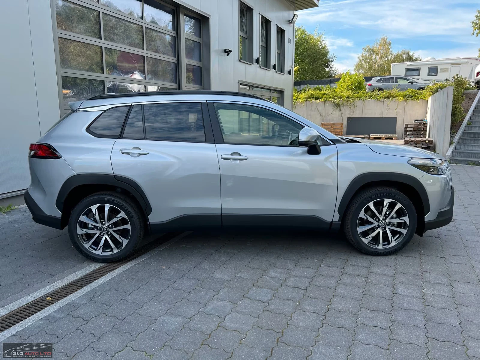 Toyota Corolla Cross 1.8/STYLE/140HP/CAM/ACC/CARPLAY/DIGITAL/KLESS/854f | Mobile.bg   6