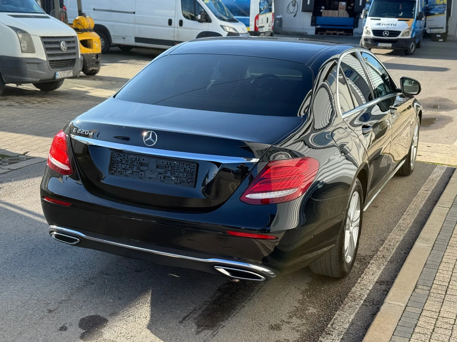 Mercedes-Benz E 220 AMG Optic+ 9Gtronic+ BlueTec+ Full Led+ Navi+ Подг - изображение 5