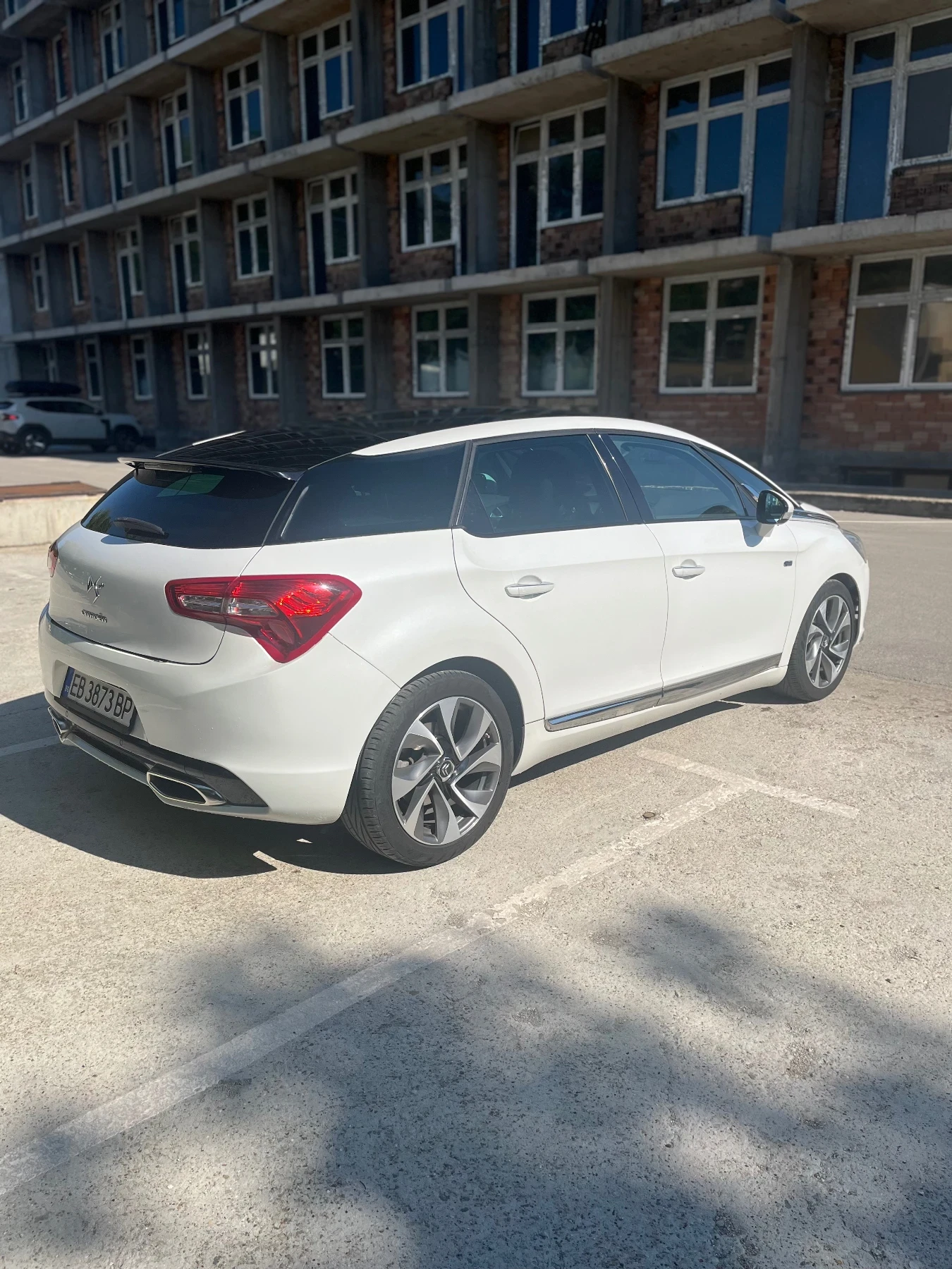 Citroen DS5 Hybrid  - изображение 7