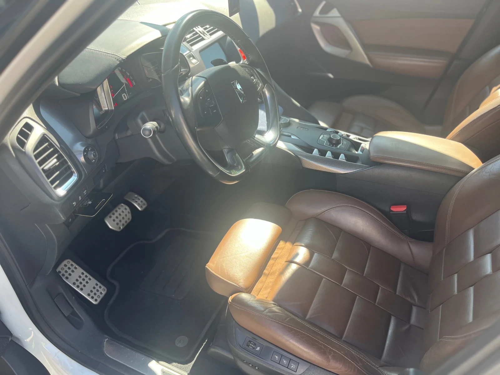 Citroen DS5 Hybrid  - изображение 10