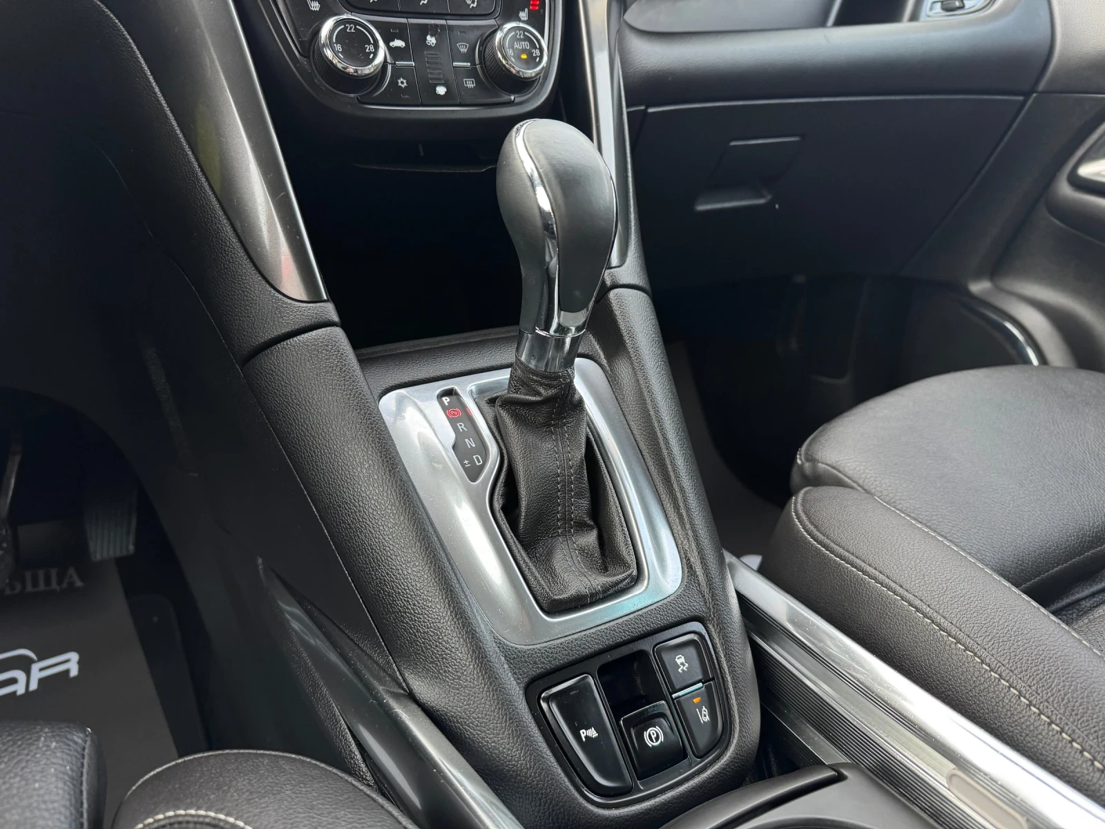Opel Zafira 2.0D-AUT-DISTRONIC-LANE ASSIST-CAMERA-BLIND SPOT | Mobile.bg � ����������� 13