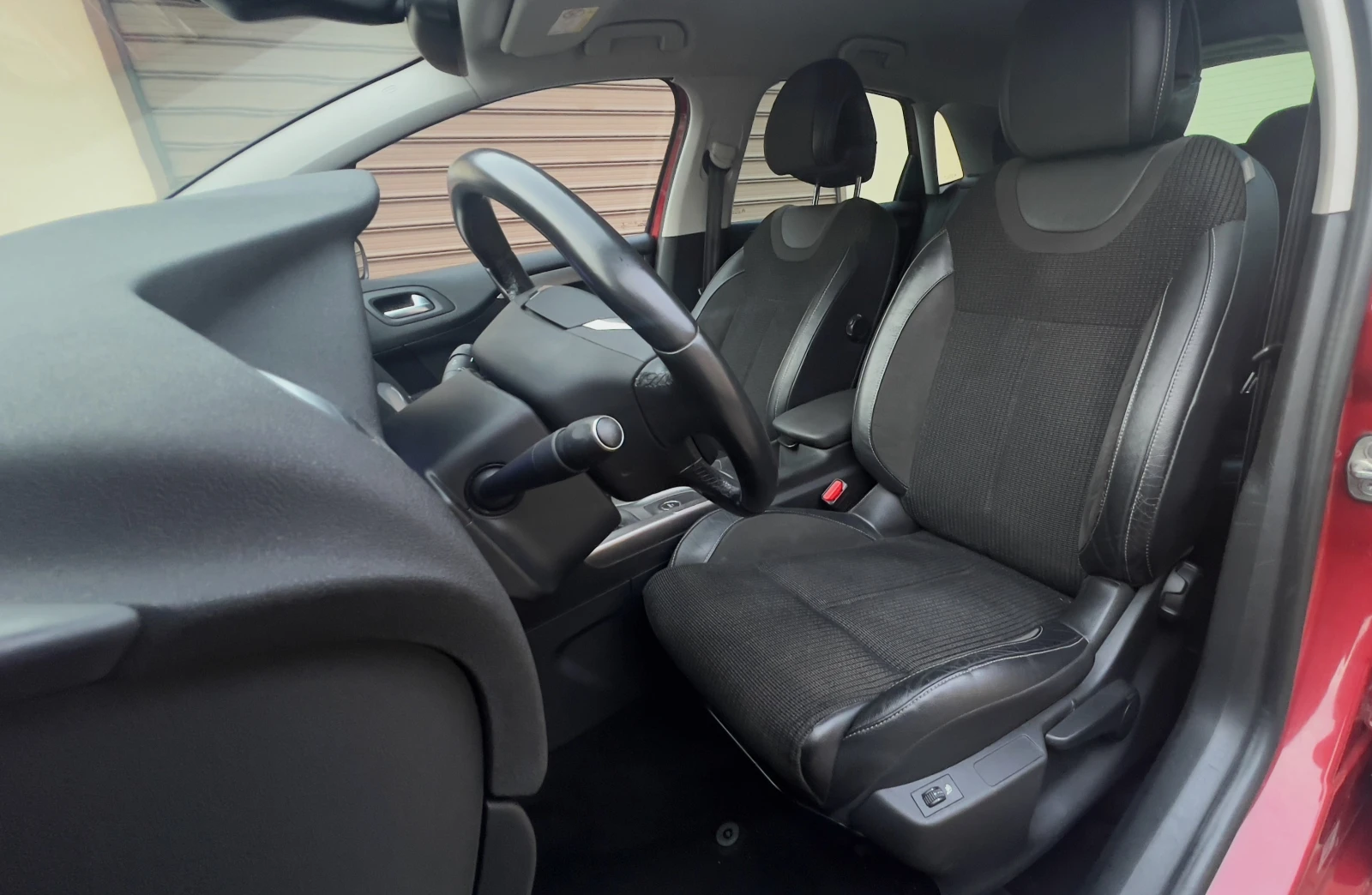 Citroen C4 1.2 PureTech 12/2016, снимка 6 - Автомобили и джипове - 53890064