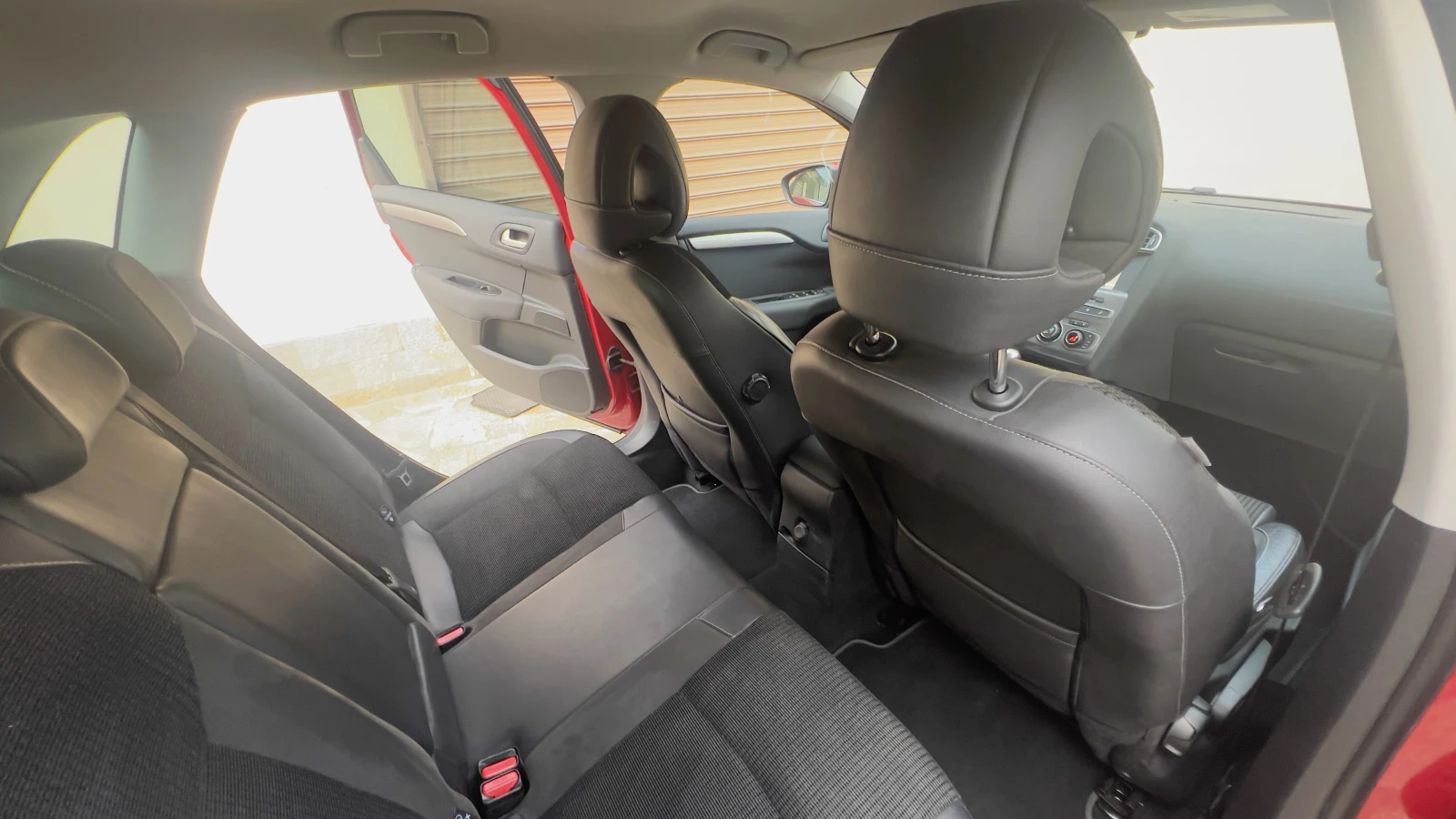 Citroen C4 1.2 PureTech 12/2016, снимка 12 - Автомобили и джипове - 53890064