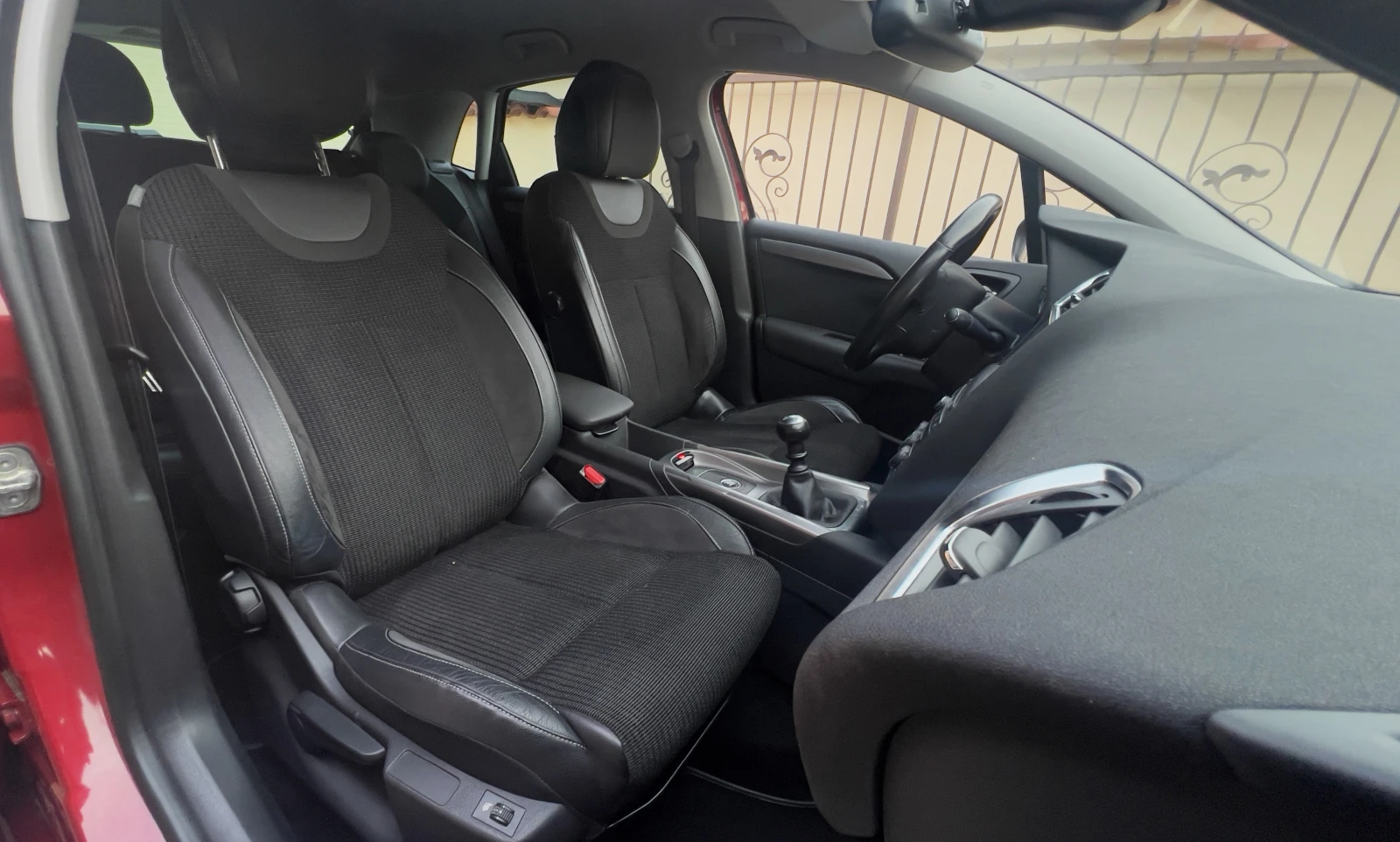 Citroen C4 1.2 PureTech 12/2016, снимка 9 - Автомобили и джипове - 53890064