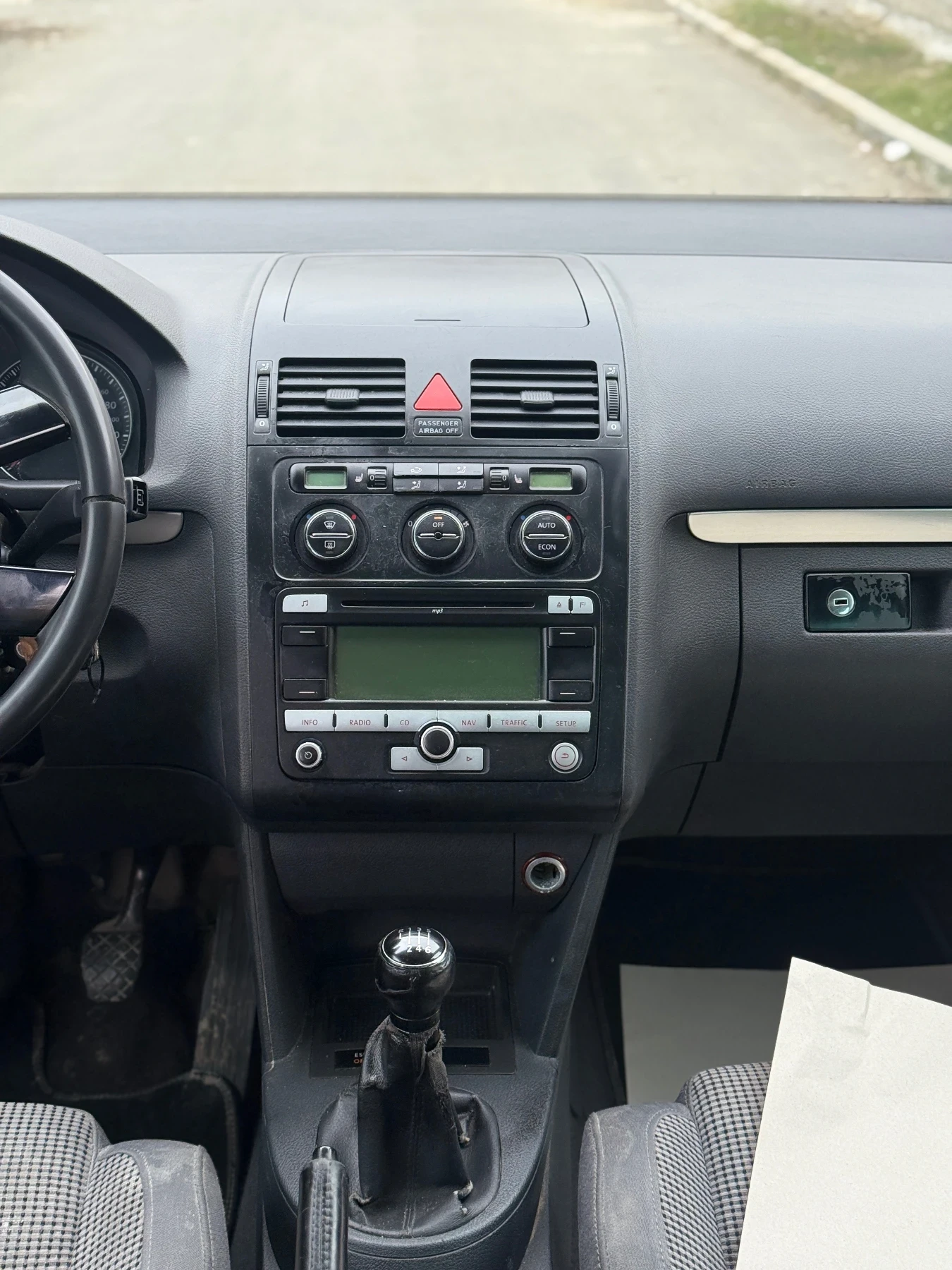 VW Touran Touran 1.9TDI , 105к.с. , BKC, снимка 10 - Автомобили и джипове - 53904256