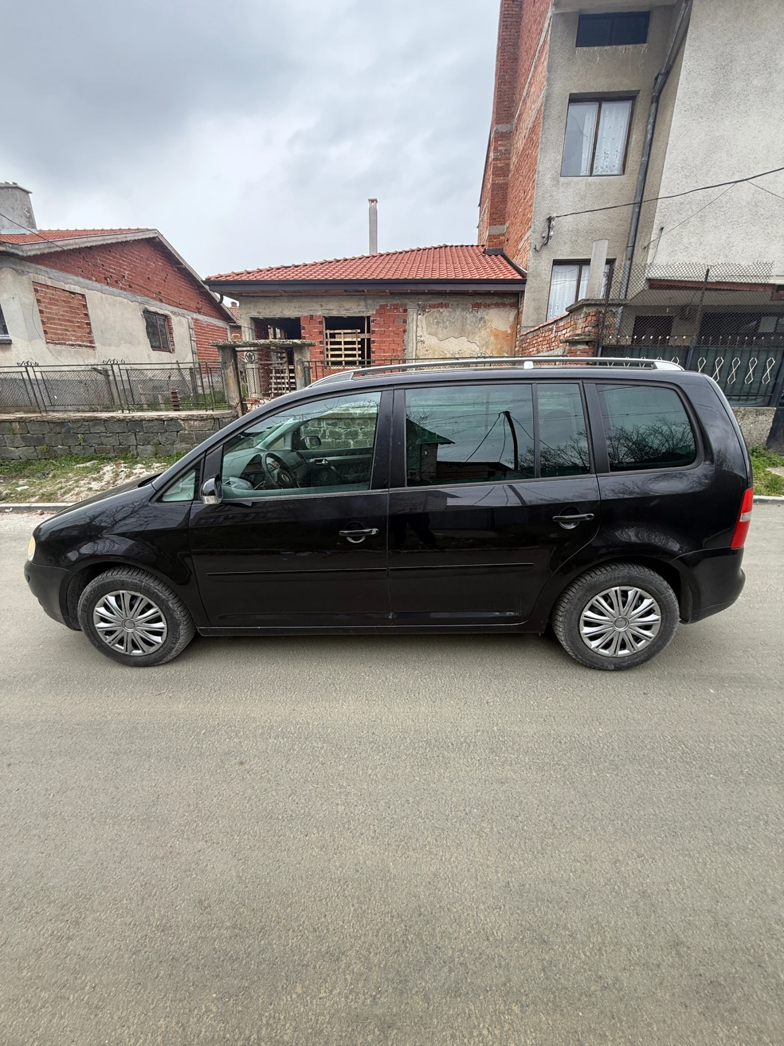 VW Touran Touran 1.9TDI , 105к.с. , BKC, снимка 6 - Автомобили и джипове - 53904256