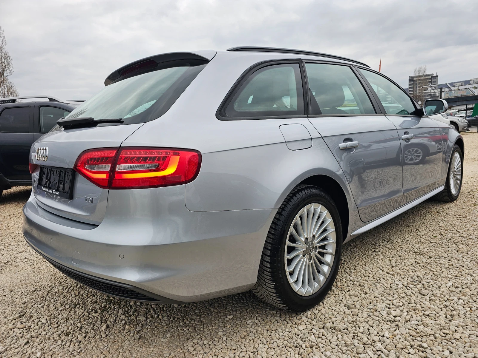 Audi A4 2.0TDI, 150к.с., S-Line , снимка 4 - Автомобили и джипове - 53906930