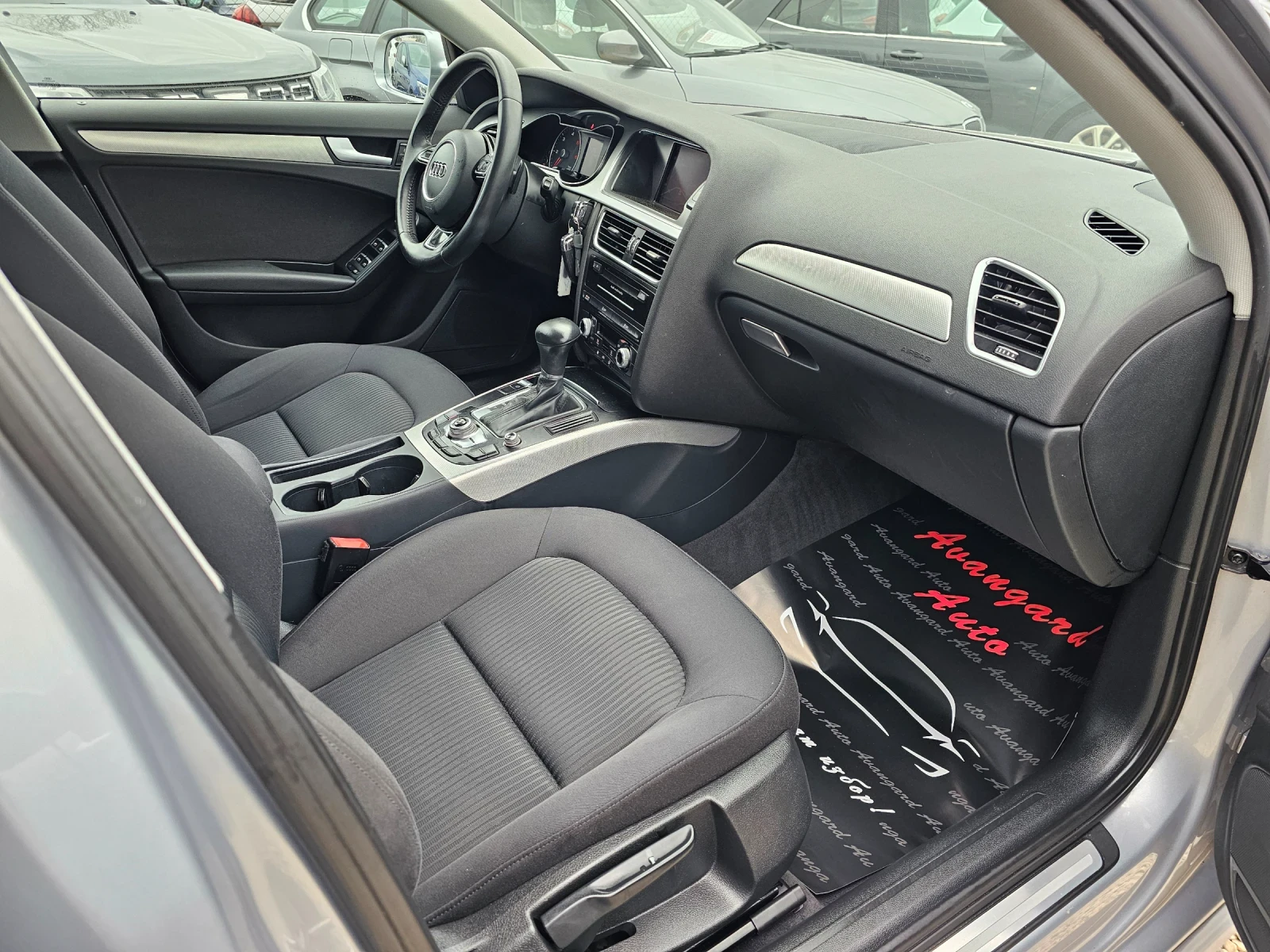 Audi A4 2.0TDI, 150к.с., S-Line , снимка 9 - Автомобили и джипове - 53906930