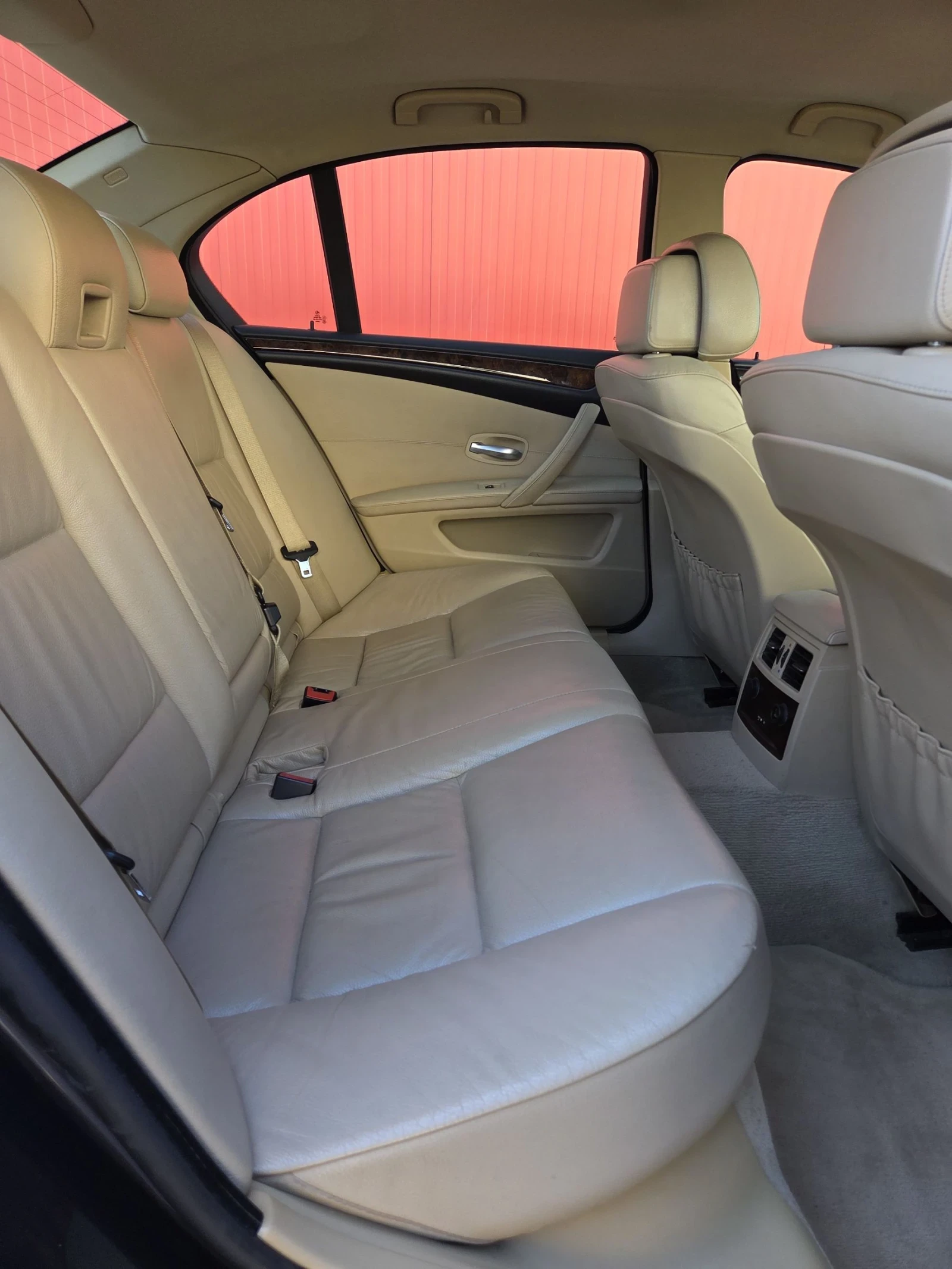 BMW 525 X-Drive Facelift Регистриран, снимка 17 - Автомобили и джипове - 54342230