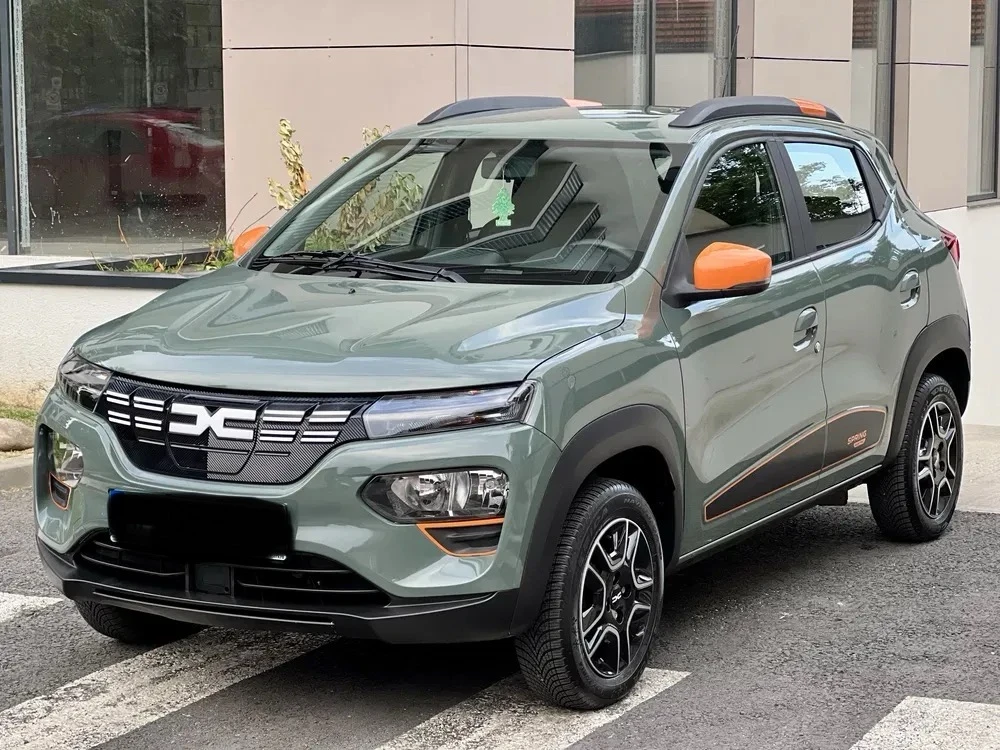 Dacia Spring 50000км 09.2023г , снимка 1 - Автомобили и джипове - 54570605