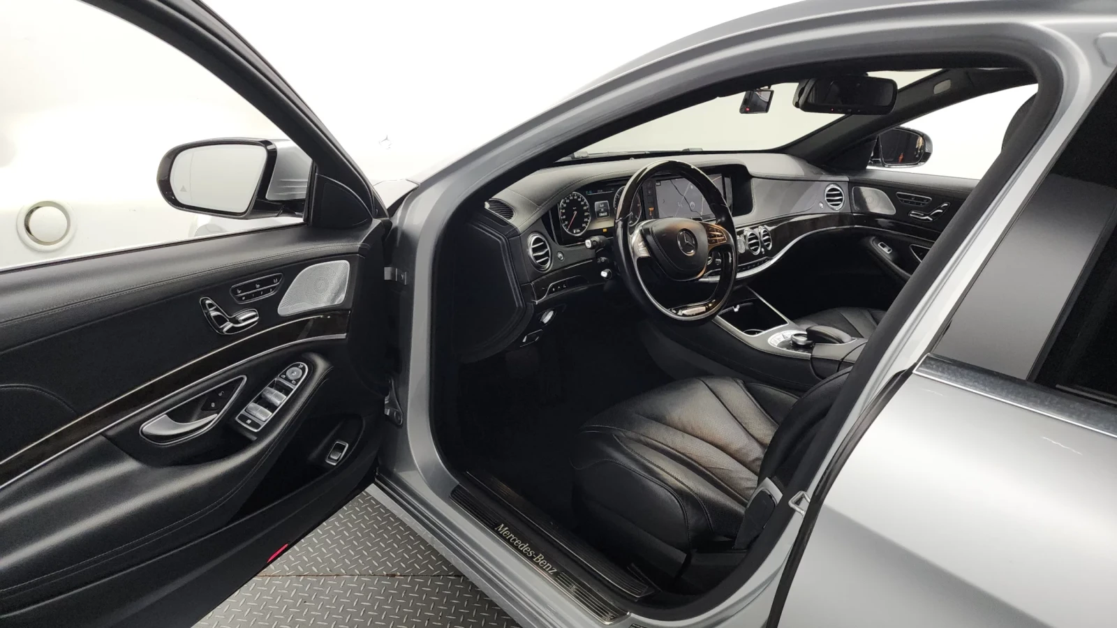 Mercedes-Benz S 350 3.0 Bluetec, Distronic, Подгрев, Обдух, Burmaster, снимка 6 - Автомобили и джипове - 54752509