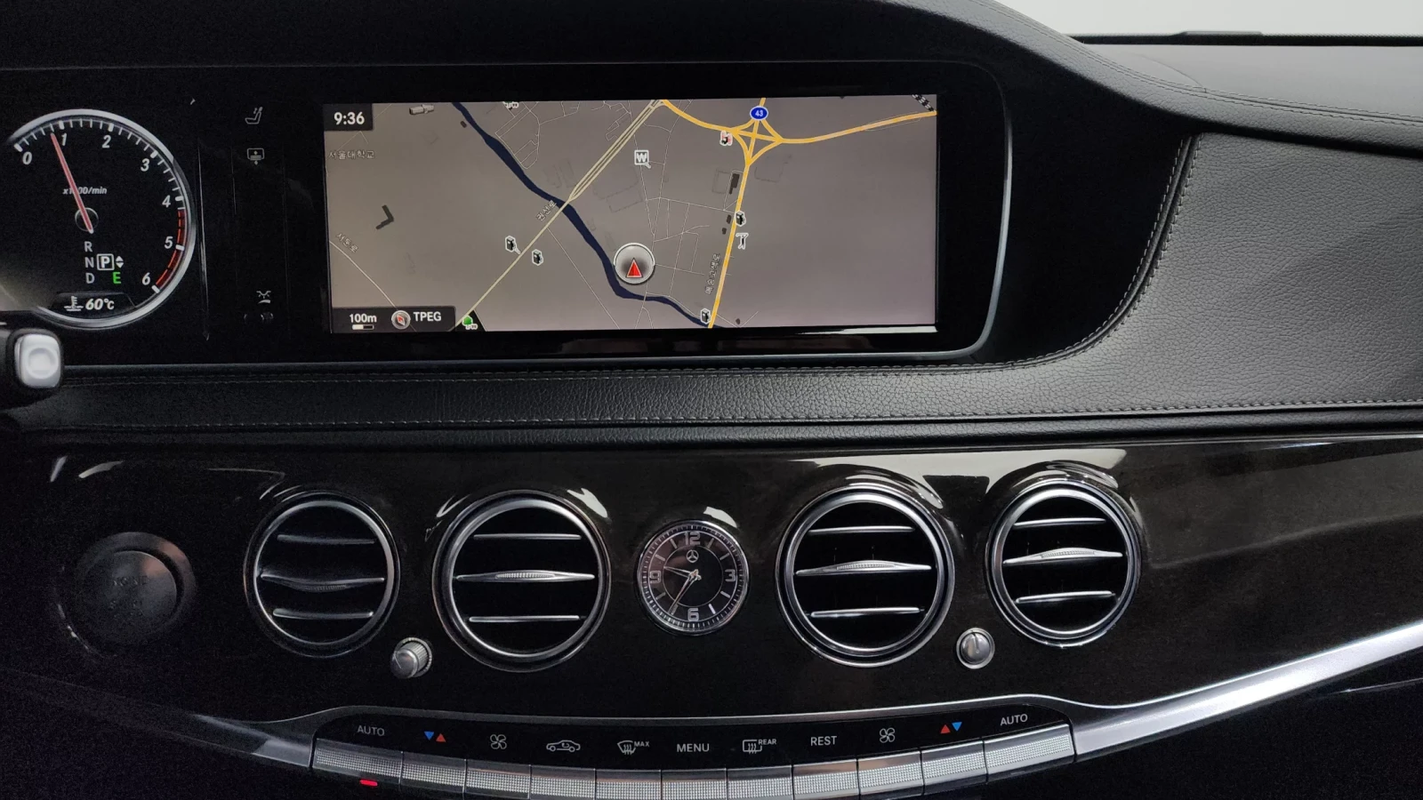 Mercedes-Benz S 350 3.0 Bluetec, Distronic, Подгрев, Обдух, Burmaster, снимка 11 - Автомобили и джипове - 54752509