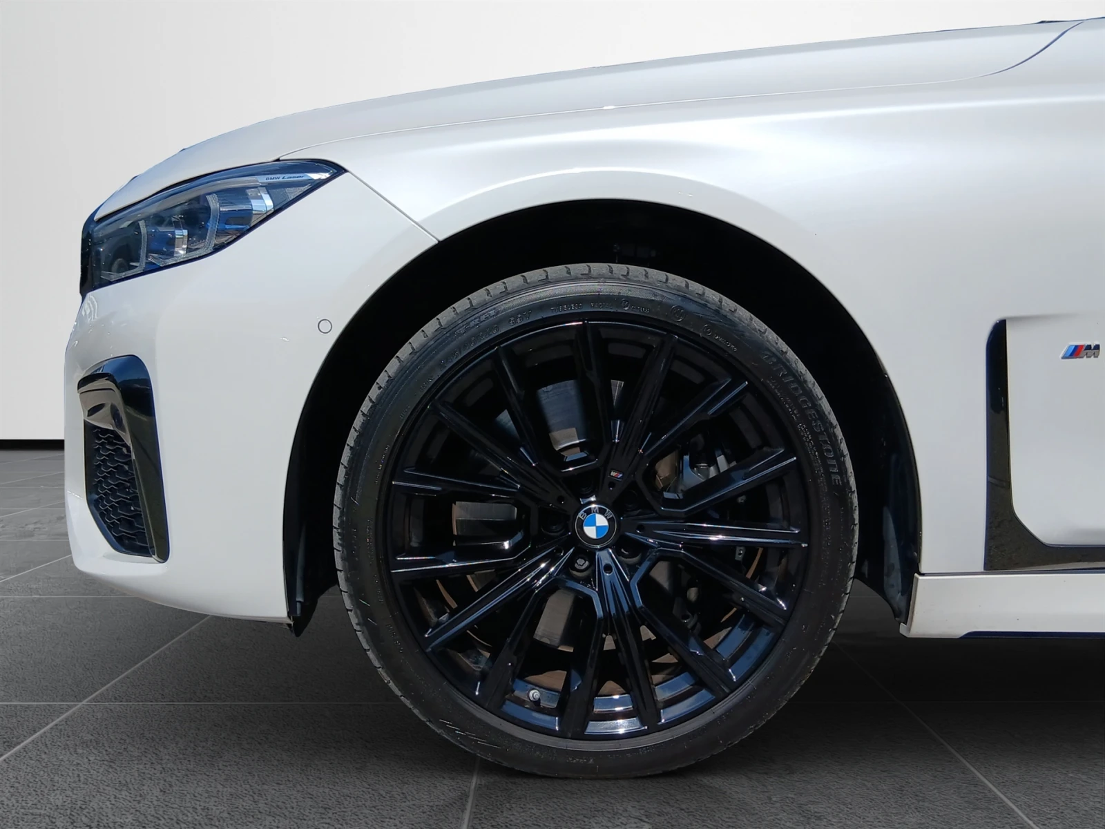 BMW 740 d L xDrive, снимка 5 - Автомобили и джипове - 54863671
