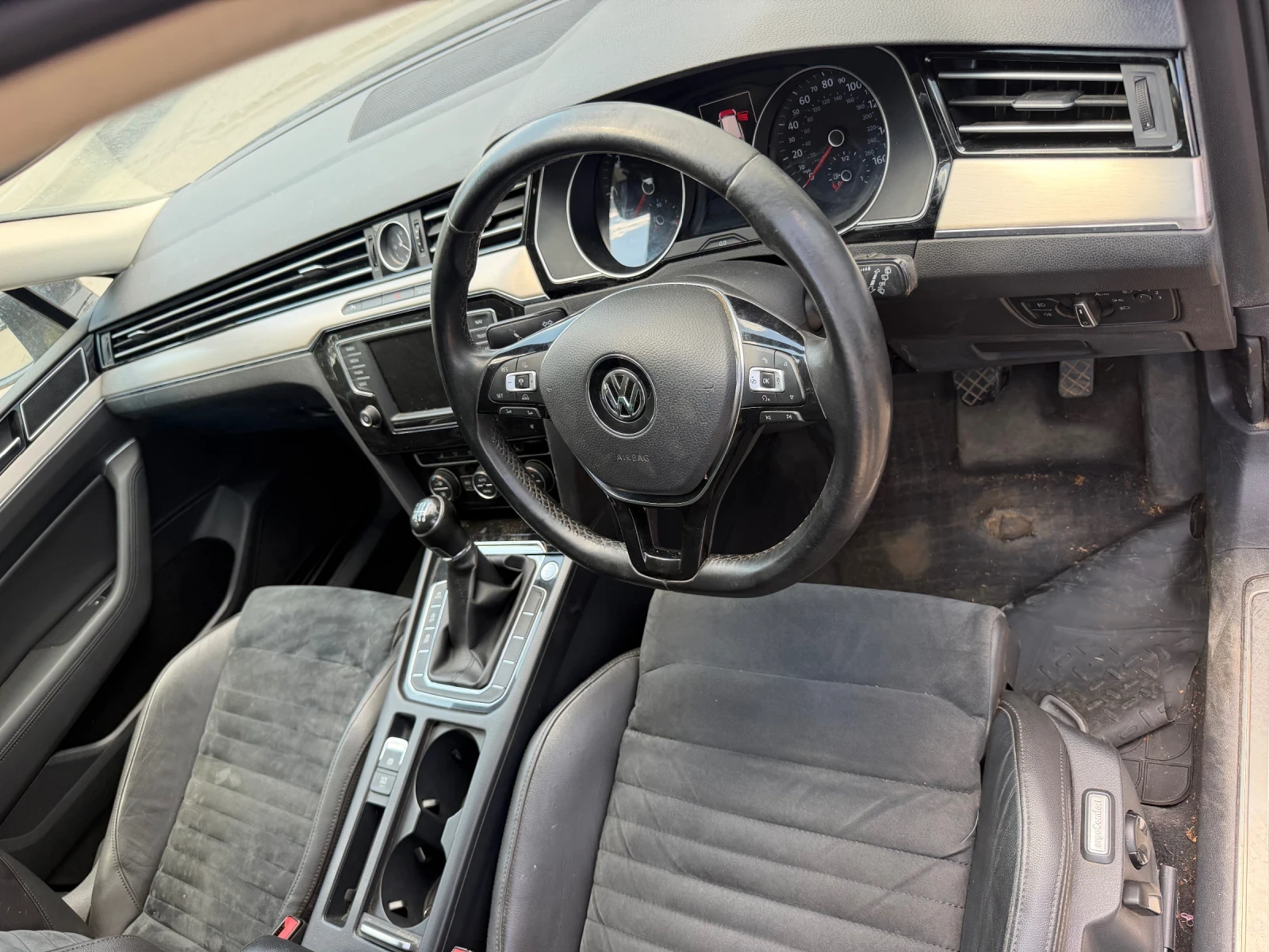 VW Passat 2.0tdi 190 dda, снимка 7 - Автомобили и джипове - 55014890