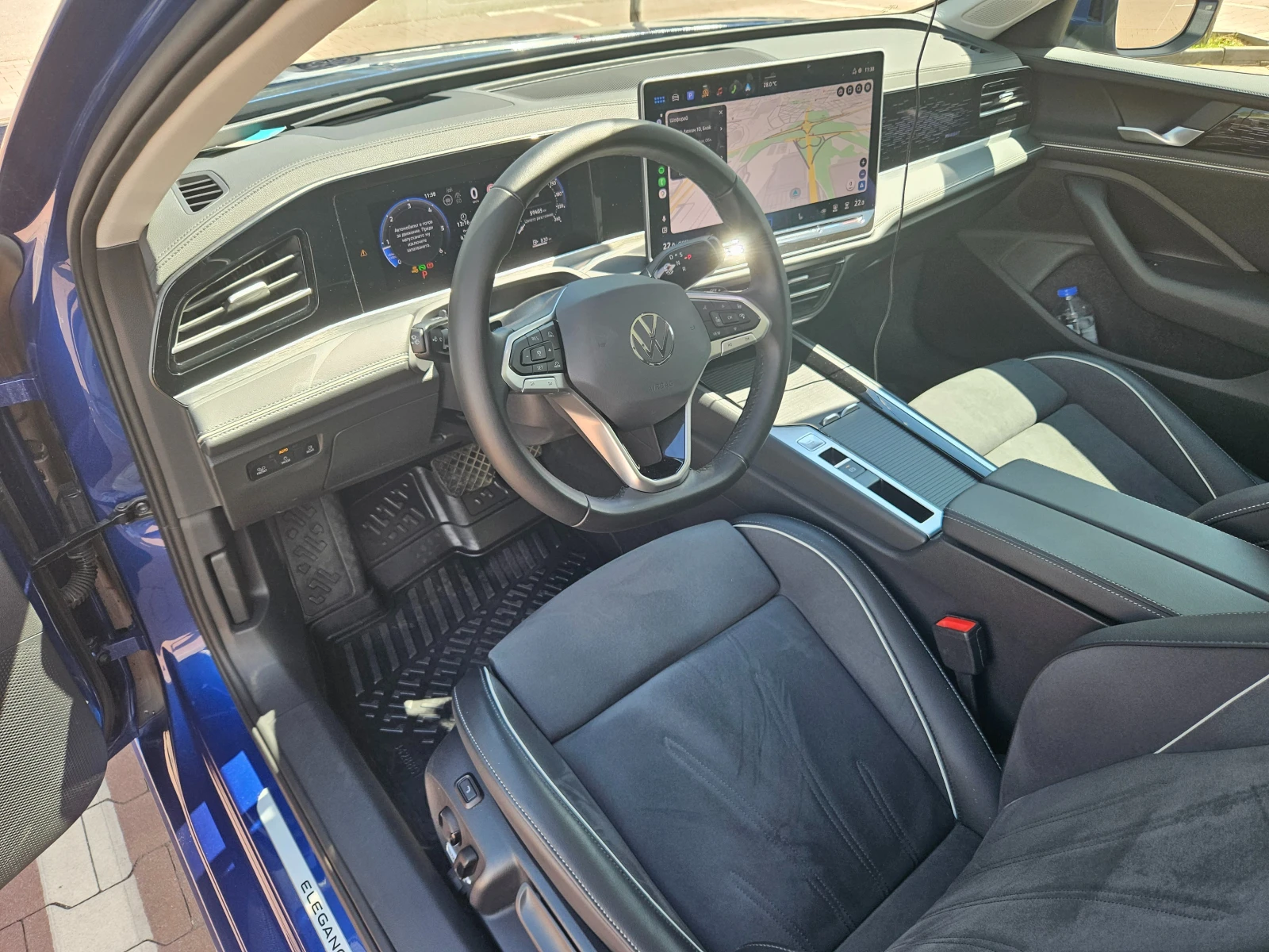 VW Passat 2.0TDI / ELEGANCE / В ГАРАНЦИЯ, снимка 8 - Автомобили и джипове - 55446413