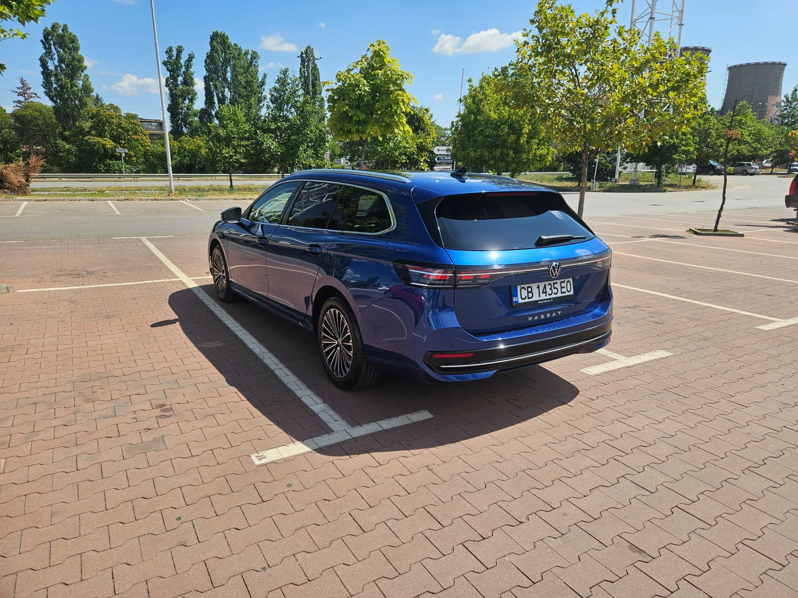 VW Passat 2.0TDI / ELEGANCE / В ГАРАНЦИЯ, снимка 3 - Автомобили и джипове - 55446413