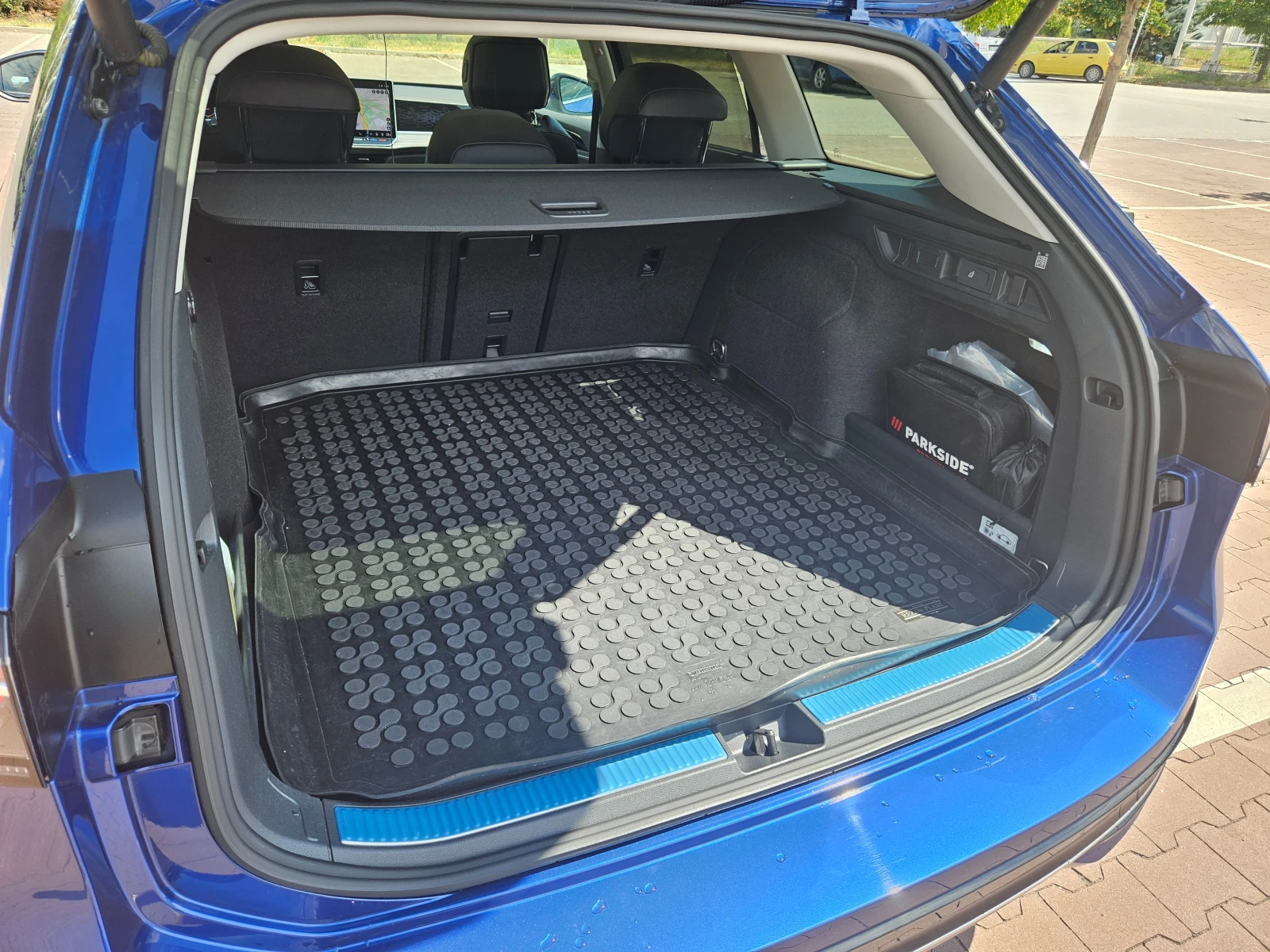 VW Passat 2.0TDI / ELEGANCE / В ГАРАНЦИЯ, снимка 15 - Автомобили и джипове - 55446413
