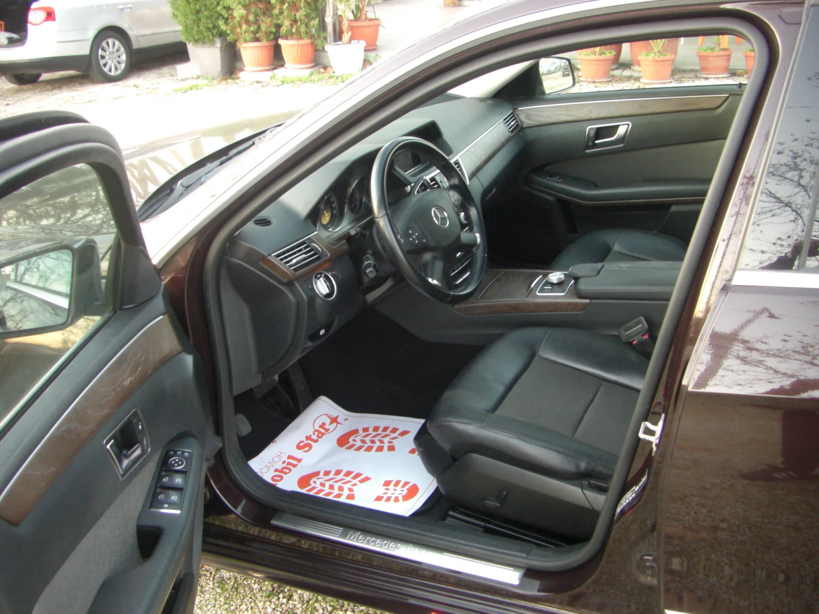 Mercedes-Benz E 220 cdi AVANGARD NAVI 7G-TRONIK, снимка 9 - Автомобили и джипове - 55536811