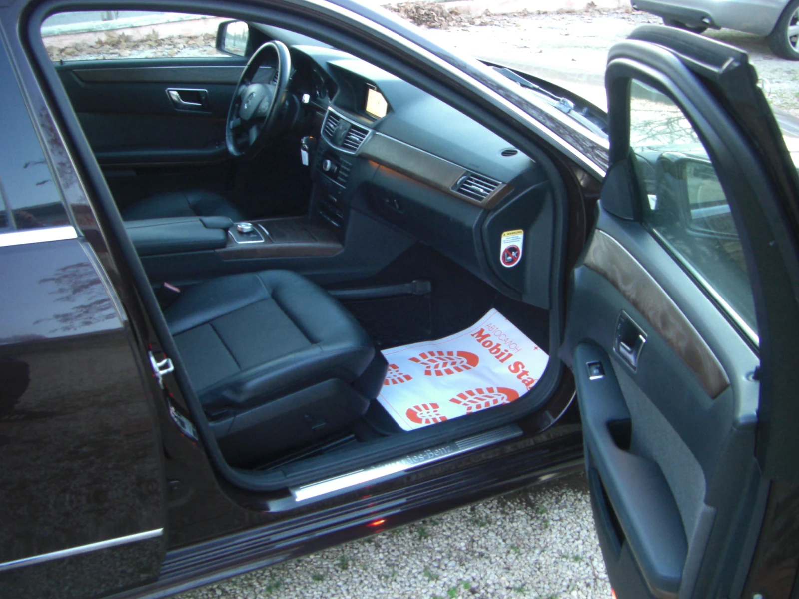 Mercedes-Benz E 220 cdi AVANGARD NAVI 7G-TRONIK, снимка 15 - Автомобили и джипове - 55536811