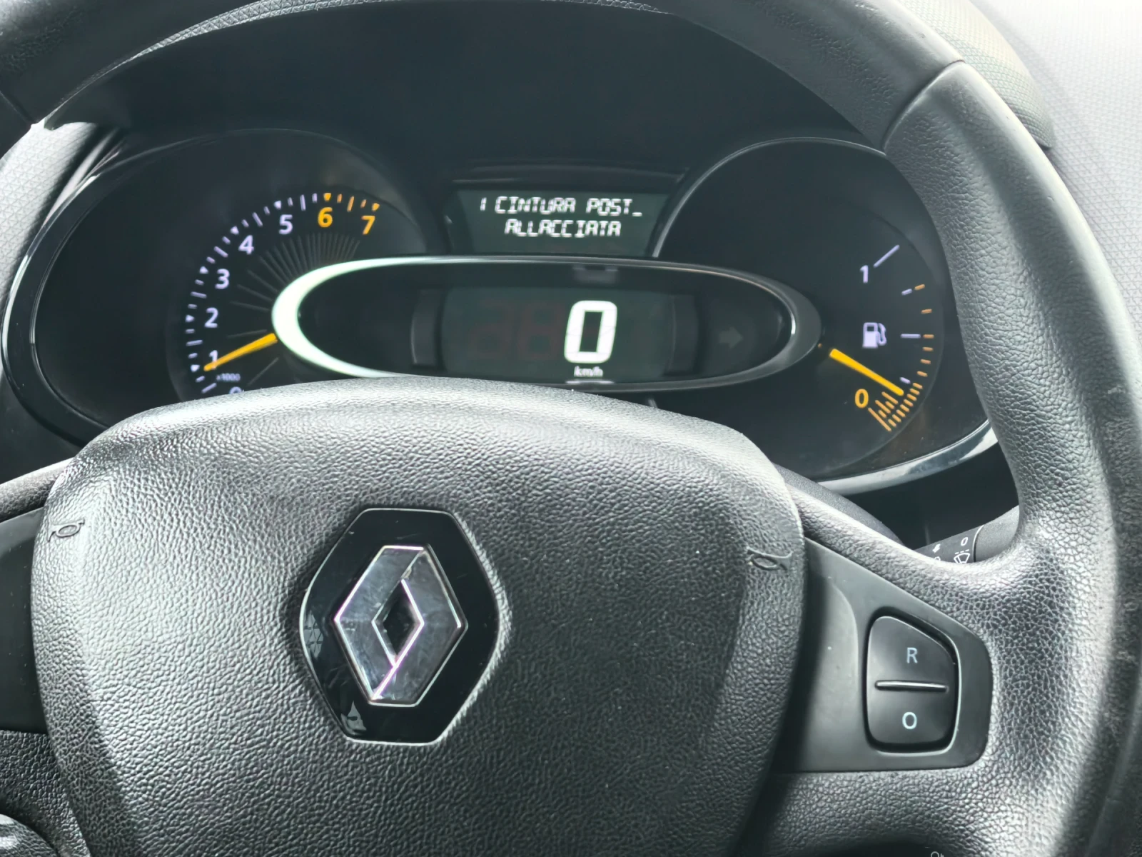 Renault Clio 1.2 I, Euro 6, снимка 13 - Автомобили и джипове - 55645928