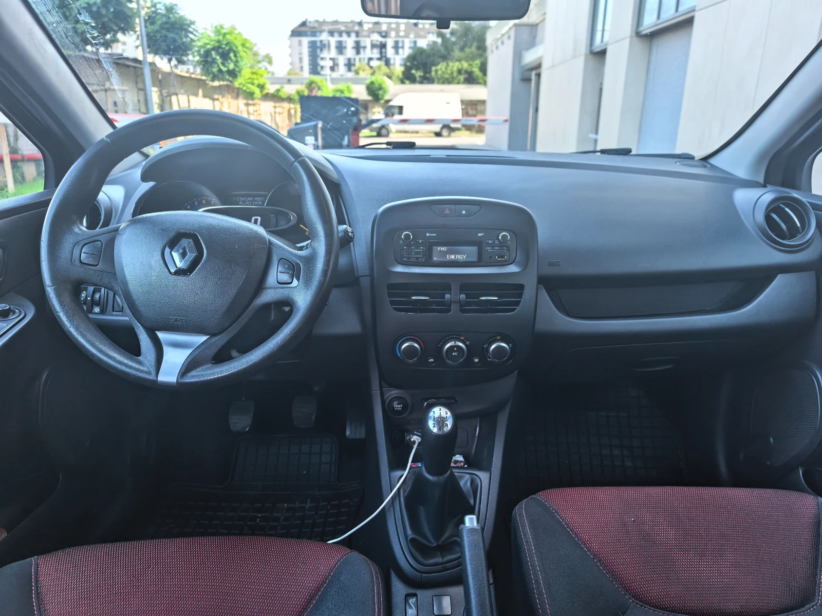 Renault Clio 1.2 I, Euro 6, снимка 10 - Автомобили и джипове - 55645928