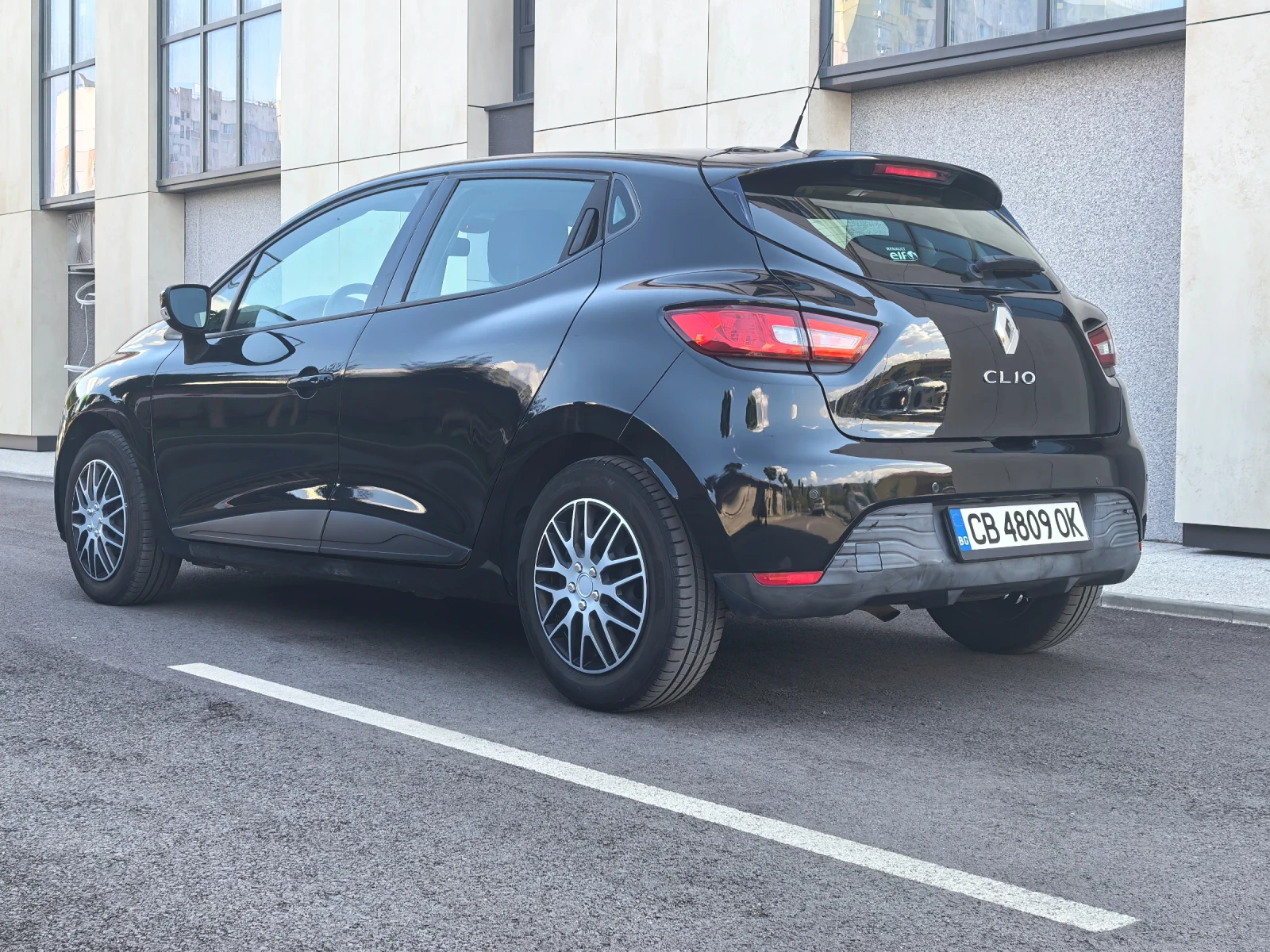 Renault Clio 1.2 I, Euro 6, снимка 4 - Автомобили и джипове - 55645928