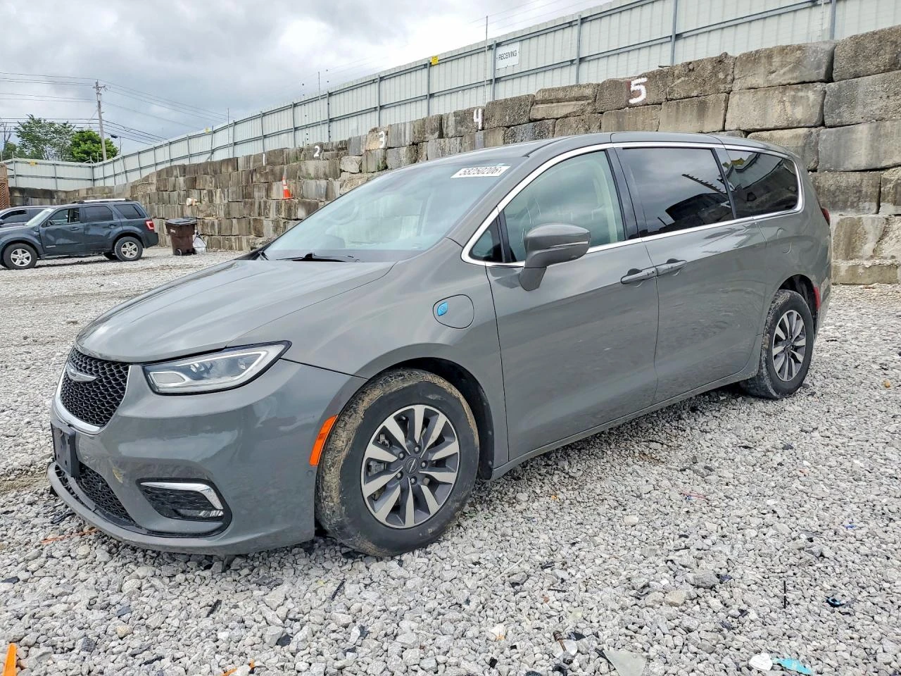 Chrysler Pacifica 3.6l Hybrid Touring L | Mobile.bg � ����������� 1
