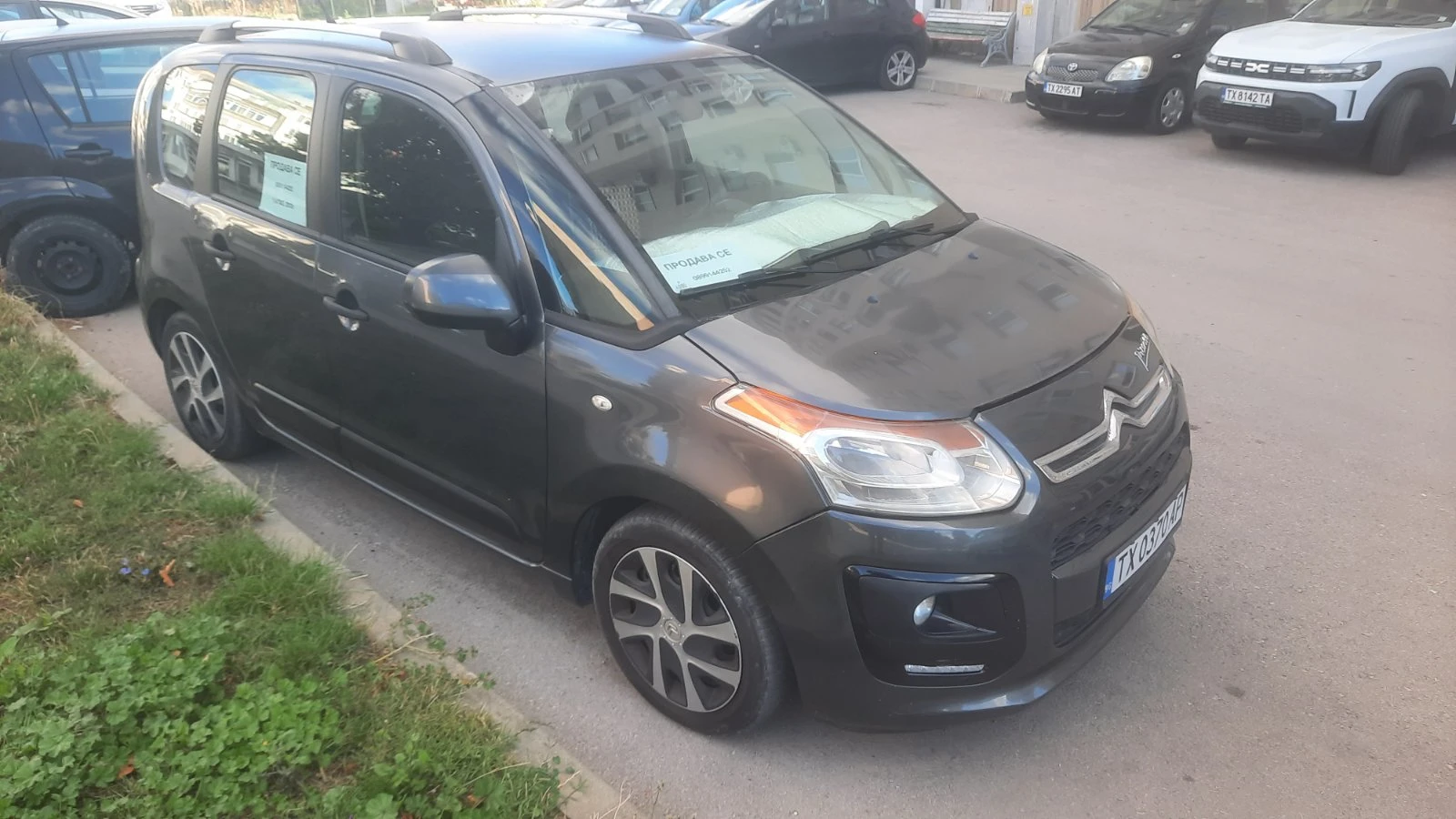 Citroen C3 Picasso, снимка 4 - Автомобили и джипове - 55997558