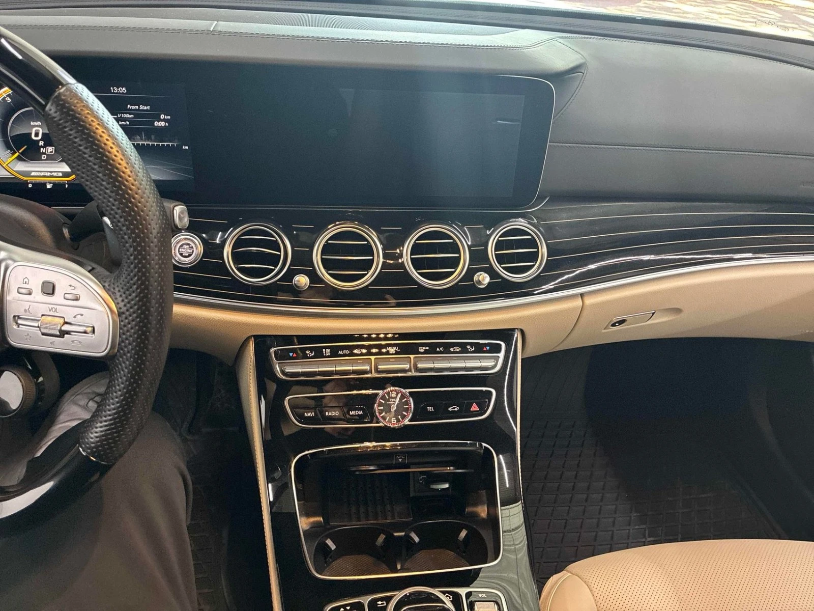 Mercedes-Benz E 63 AMG S * АвтоКредит * (ЦЕНА ДО БГ), снимка 9 - Автомобили и джипове - 56228975