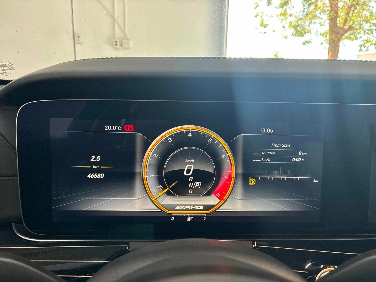 Mercedes-Benz E 63 AMG S * АвтоКредит * (ЦЕНА ДО БГ), снимка 8 - Автомобили и джипове - 56228975