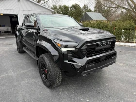 Toyota Tacoma 4WD TRD Sport Hybrid Double Cab 5' Bed AT, снимка 1