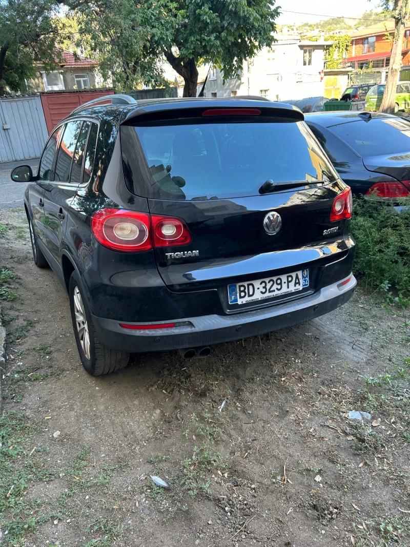 VW Tiguan, снимка 3 - Автомобили и джипове - 47429791