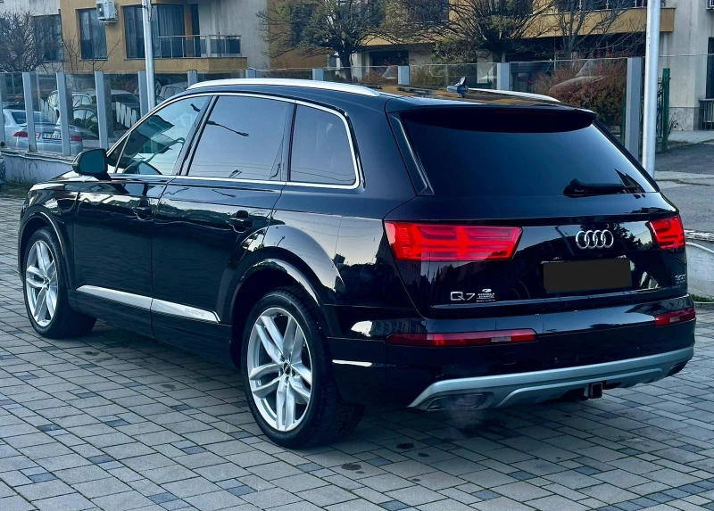 Audi Q7 3.0T Quattro* BOSE* Масаж* 360* Pano* HuD* DIS, снимка 2 - Автомобили и джипове - 52822859