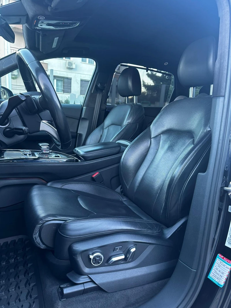 Audi Q7 3.0T Quattro* BOSE* Масаж* 360* Pano* HuD* DIS, снимка 8 - Автомобили и джипове - 52822859