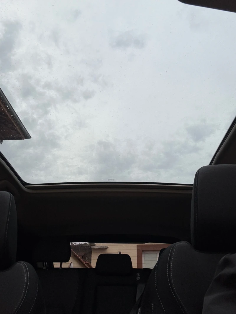 Nissan Qashqai, снимка 11 - Автомобили и джипове - 53222661