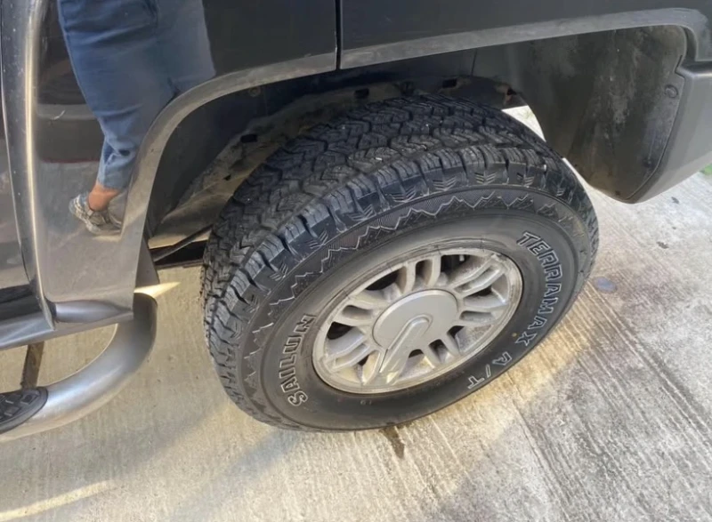 Hummer H3, снимка 3 - Автомобили и джипове - 53419745