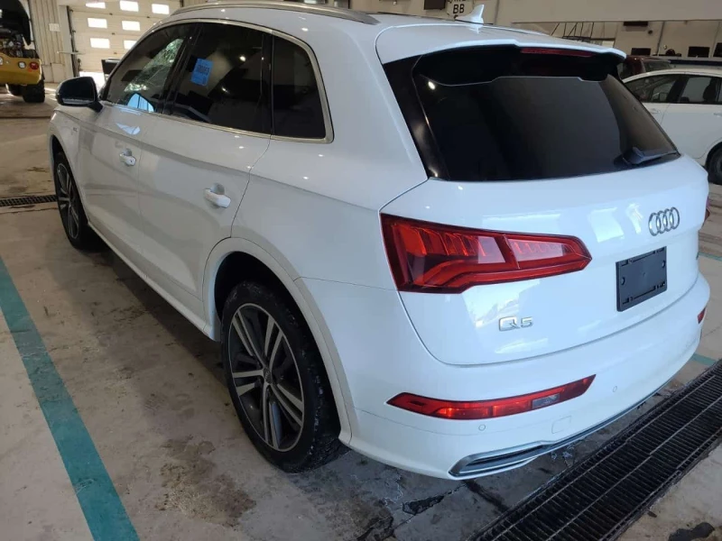 Audi Q5 * PROGRESSIV * CARFAX * ЦЕНА ДО БГ, снимка 4 - Автомобили и джипове - 53564747