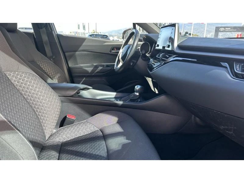 Toyota C-HR 2.0  HSD BUSINESS EDIDITON - изображение 6