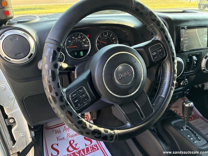 Jeep Wrangler UNLIMITED SAHARA 4X4 OFF ROAD FULL - изображение 9