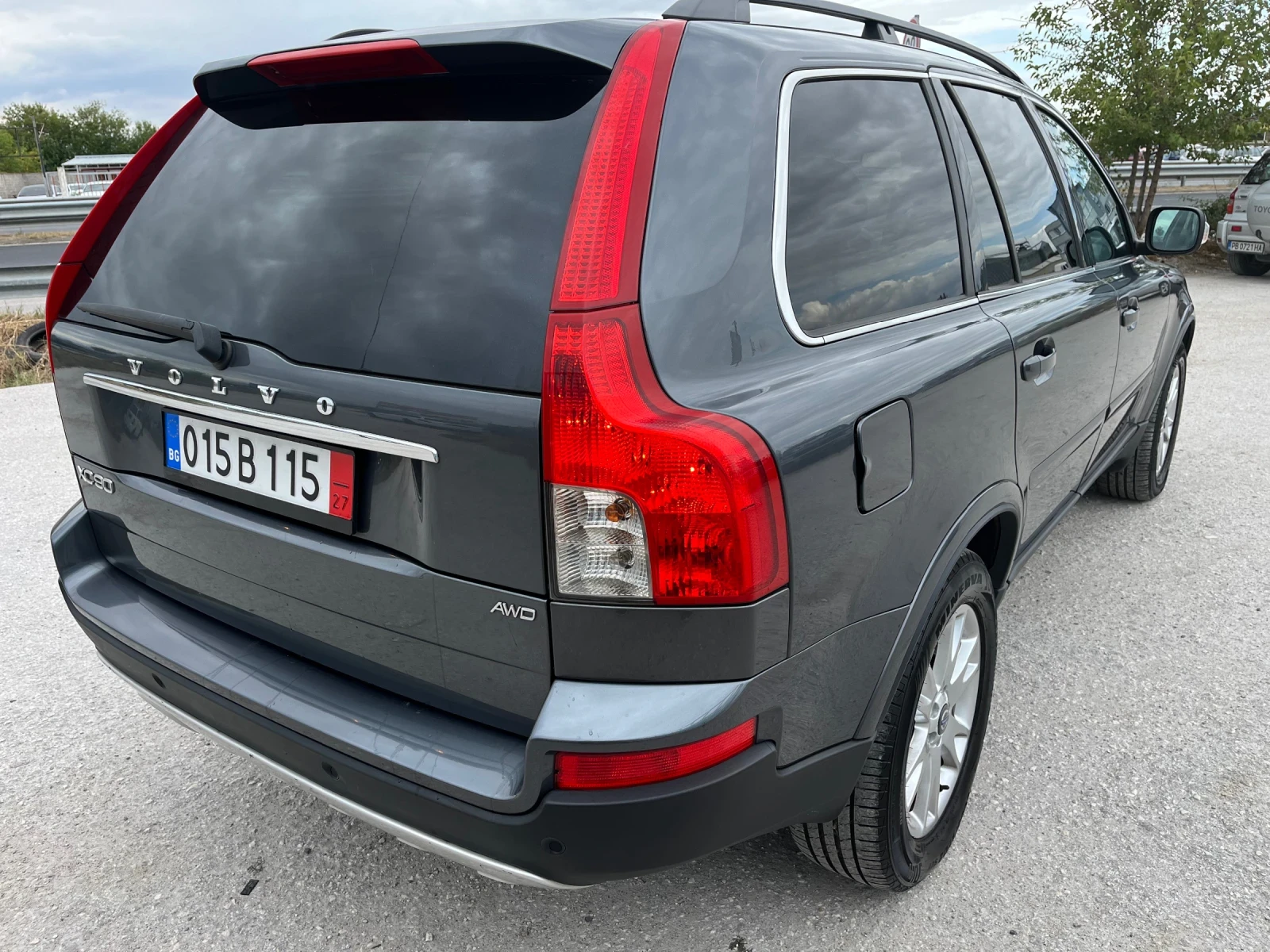 Volvo Xc90 2.4D5 4x4 Face 185кс - изображение 5