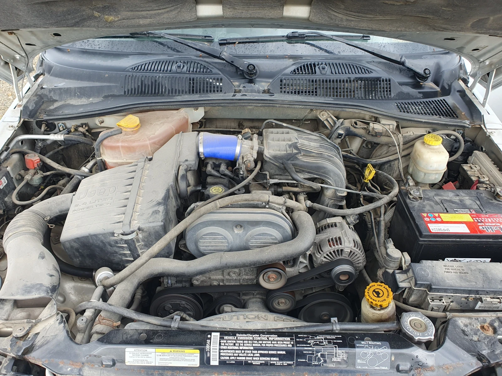 Jeep Cherokee 2.4i 4x4  | Mobile.bg   17